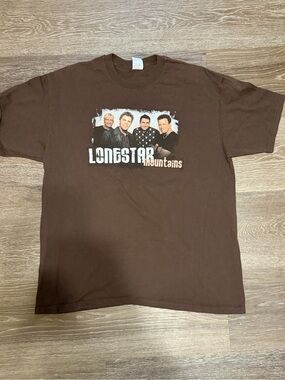 Anvil Brown Lonestar Mountains Graphic Tee - Short Sleeve